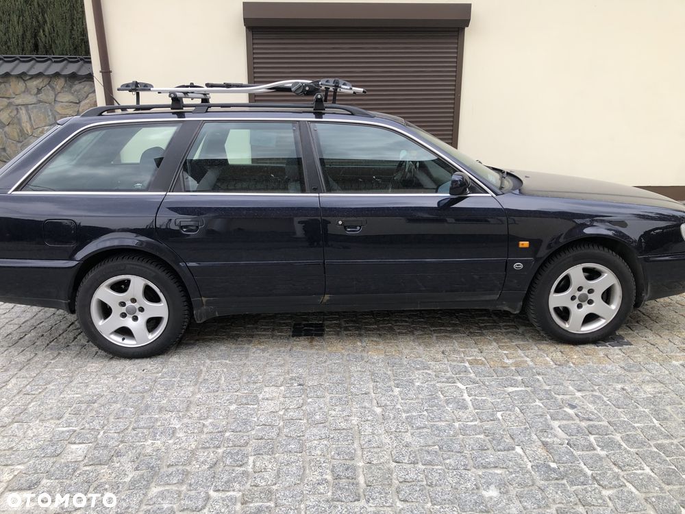 Audi A6 Avant - 1