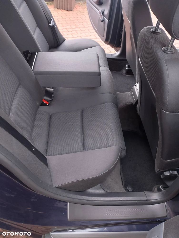 Audi A4 Avant 2 - 12