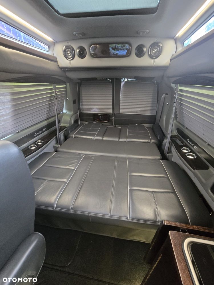 GMC Savana - 23