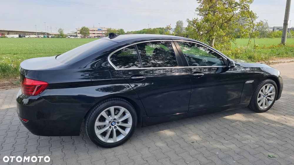 BMW Seria 5 520d - 26