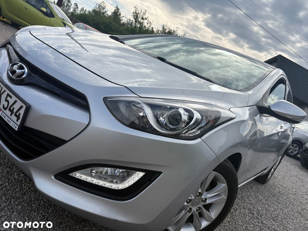Hyundai i30 1.4 CRDi Intro Edition - 37