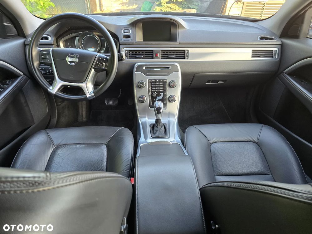 Volvo XC 70 D4 AWD Momentum EU6 - 25