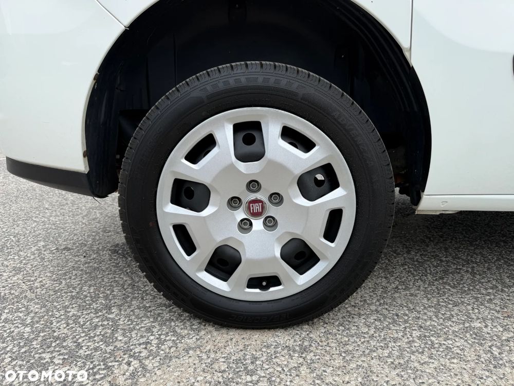 Fiat Doblo 1.4 16V Active - 26