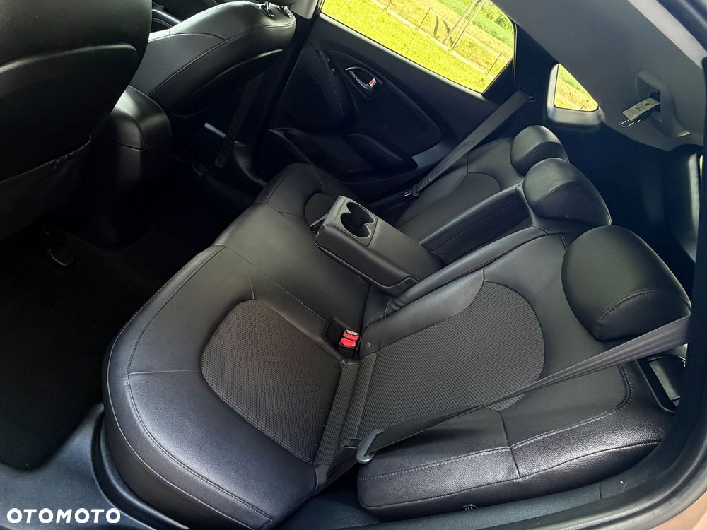 Hyundai ix35 1.7 CRDi 2WD Fifa World Cup Edition - 26