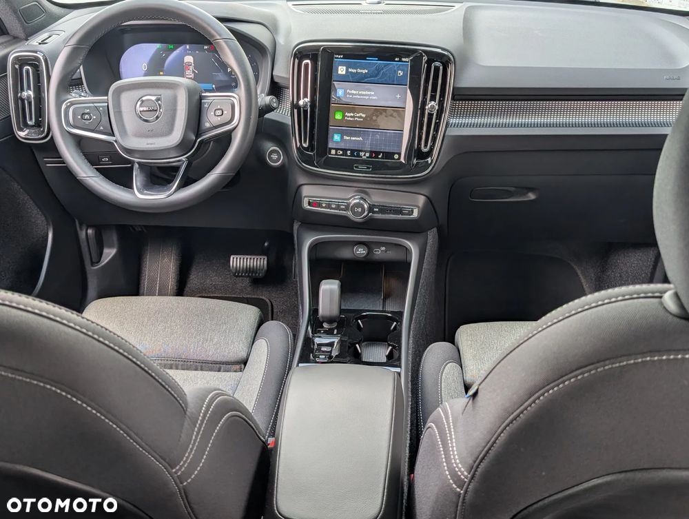 Volvo XC 40 B4 B AWD DKG Ultimate Dark - 20