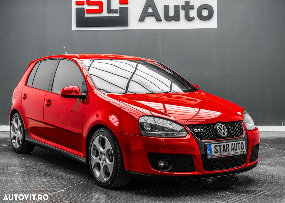 Volkswagen Golf 2.0 FSI GTI - 4