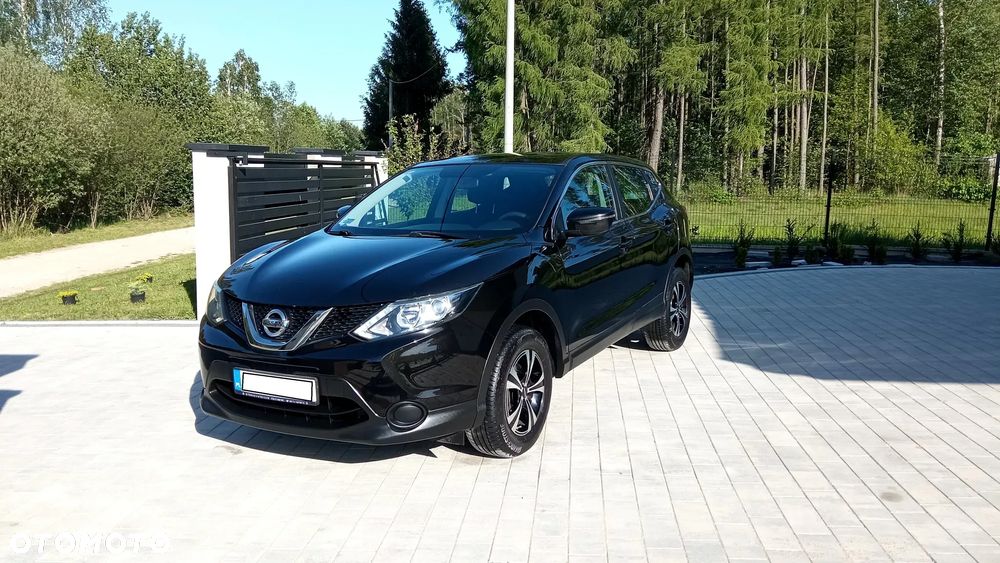 Nissan Qashqai - 1