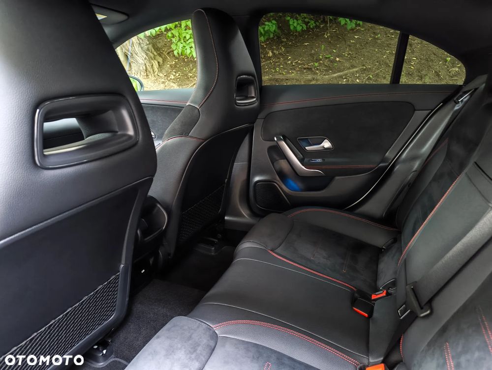Mercedes-Benz CLA 200 mHEV AMG Line 7G-DCT - 10