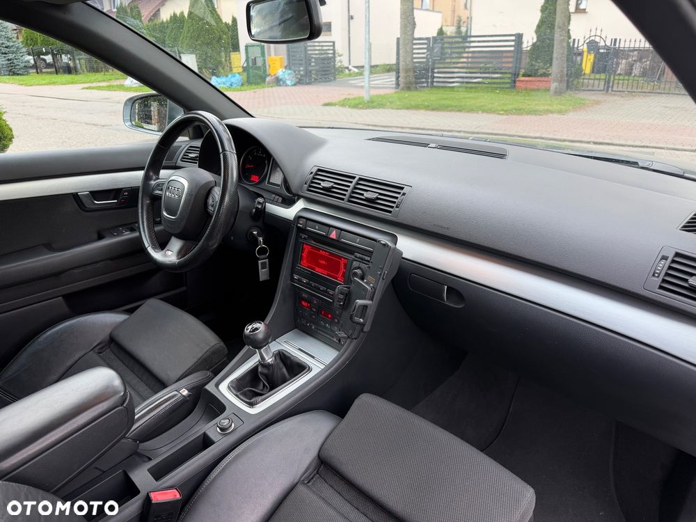 Audi A4 Limousine 1.8 T - 16