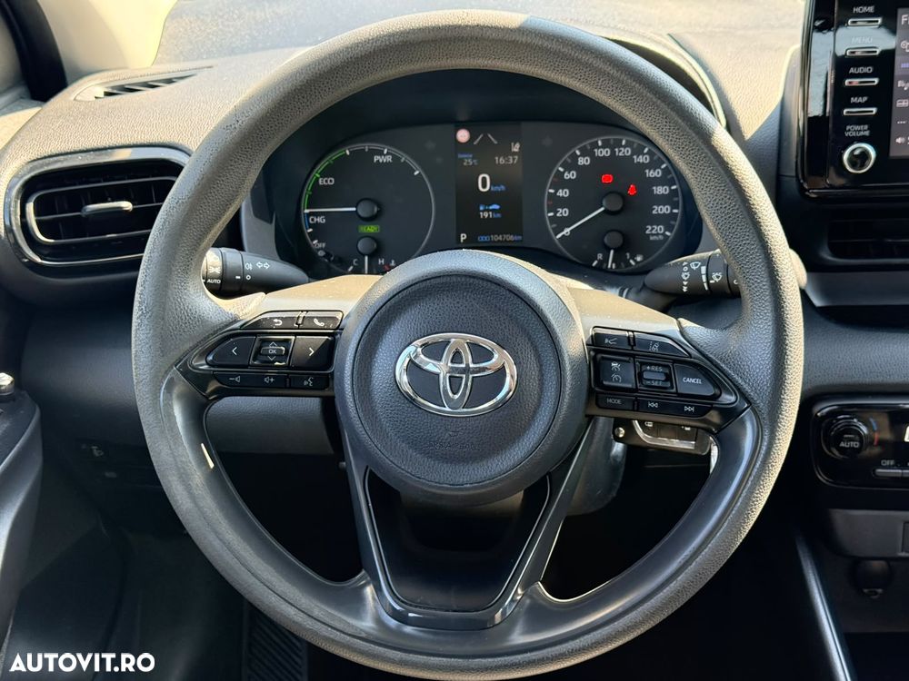 Toyota Yaris - 14