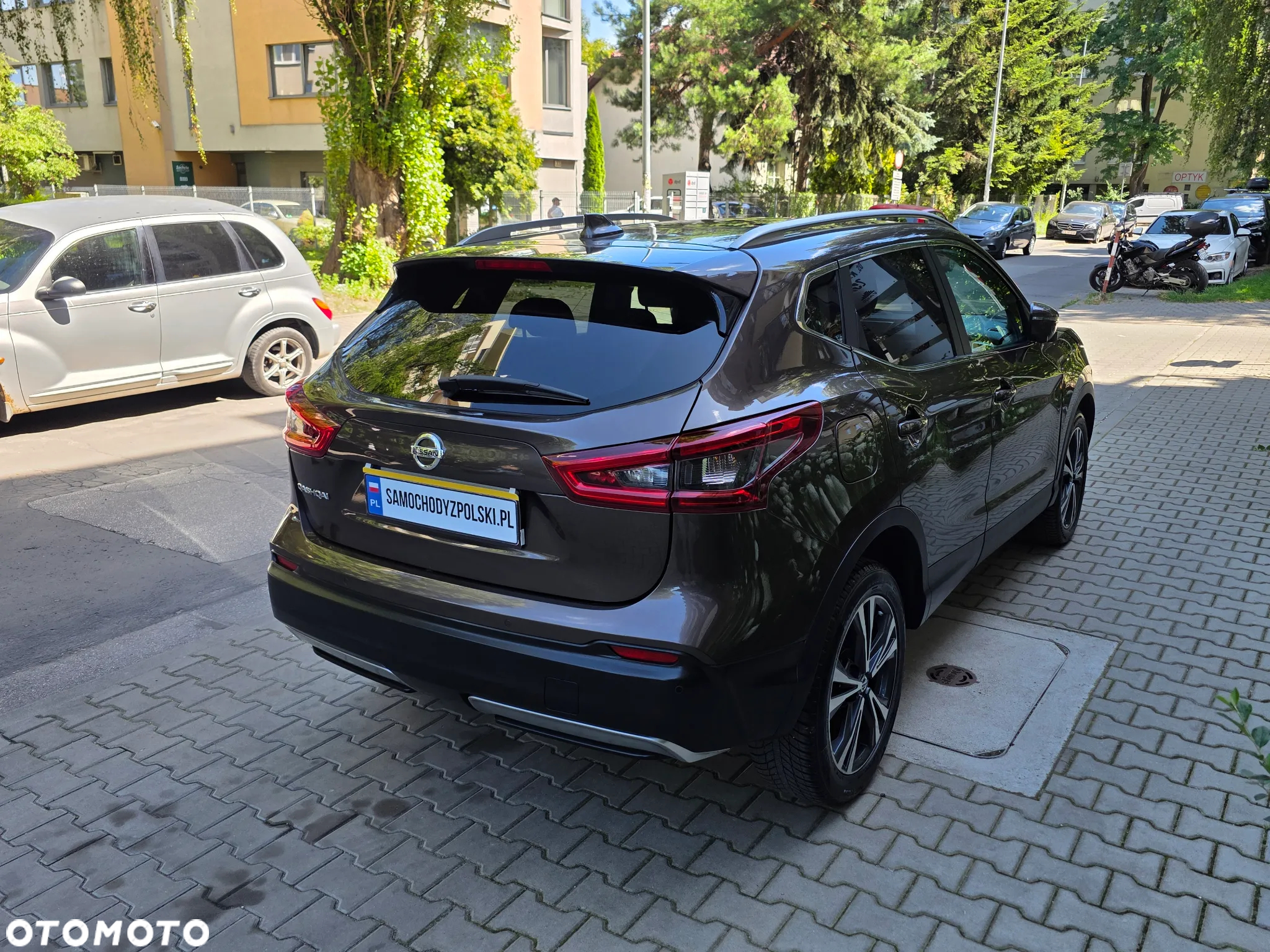 Nissan Qashqai 1.6 DCi 4x4 N-Connecta - 11