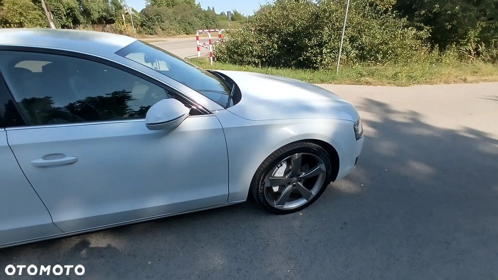 Audi A8 4.2 TDI DPF (clean diesel) quattro tiptronic - 23