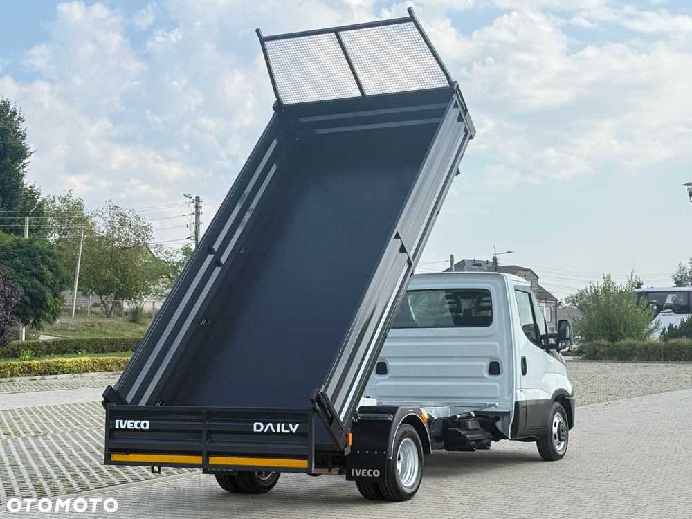 Iveco DAILY 35-180 3.0 HPI 180KM WYWROTKA 3-stronna !Resor+Poduszka ! HAK ! SUPER STAN!!! - 23