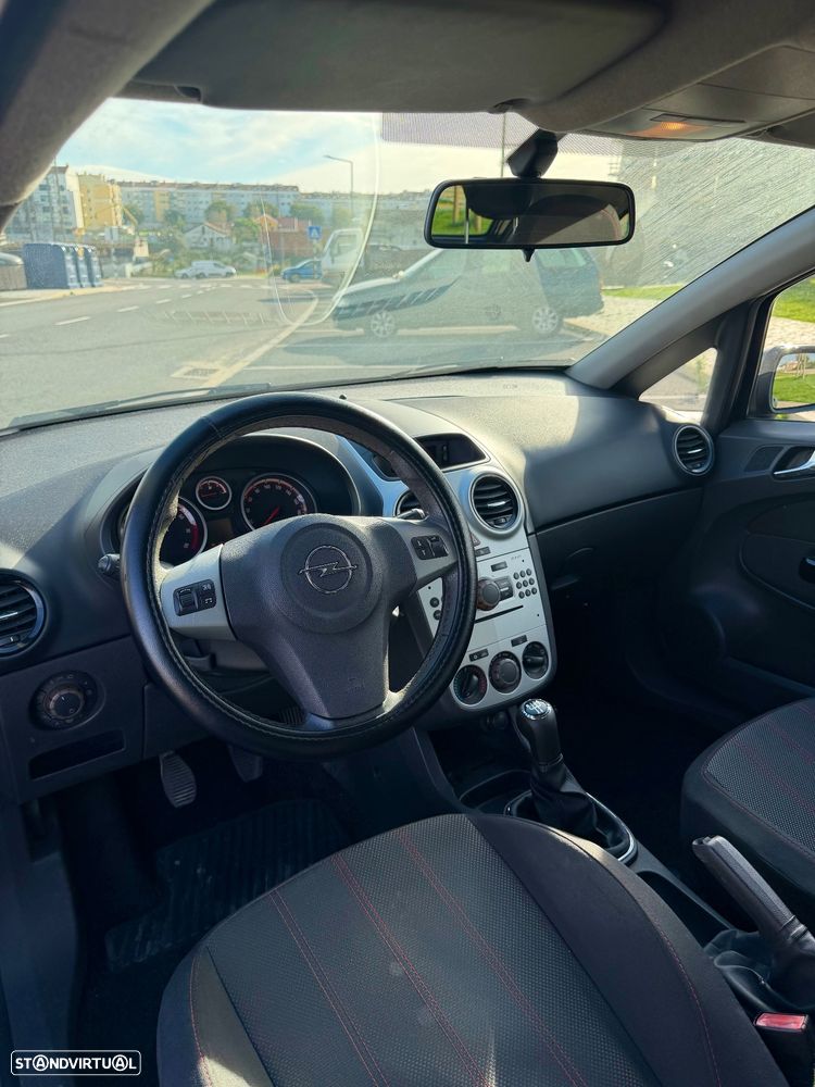 Opel Corsa 1.2 16V Enjoy - 5