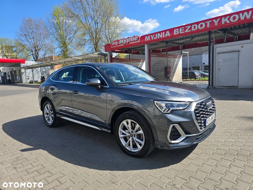 Audi Q3 Sportback - 11