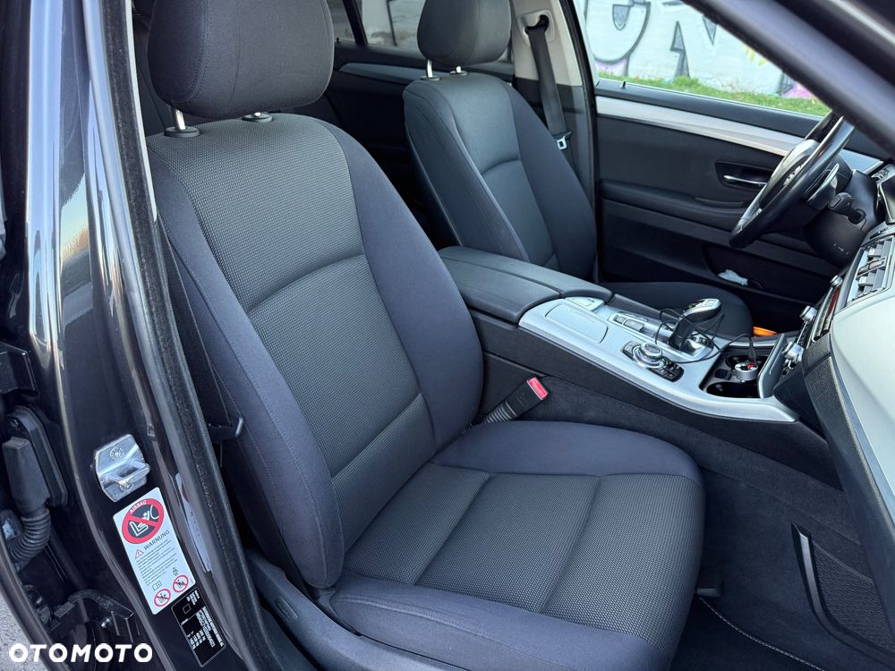 BMW Seria 5 ver-5er-touring-luxury-line - 11