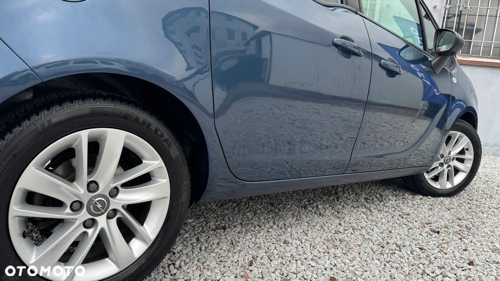 Opel Meriva 1.4 T Essentia - 11