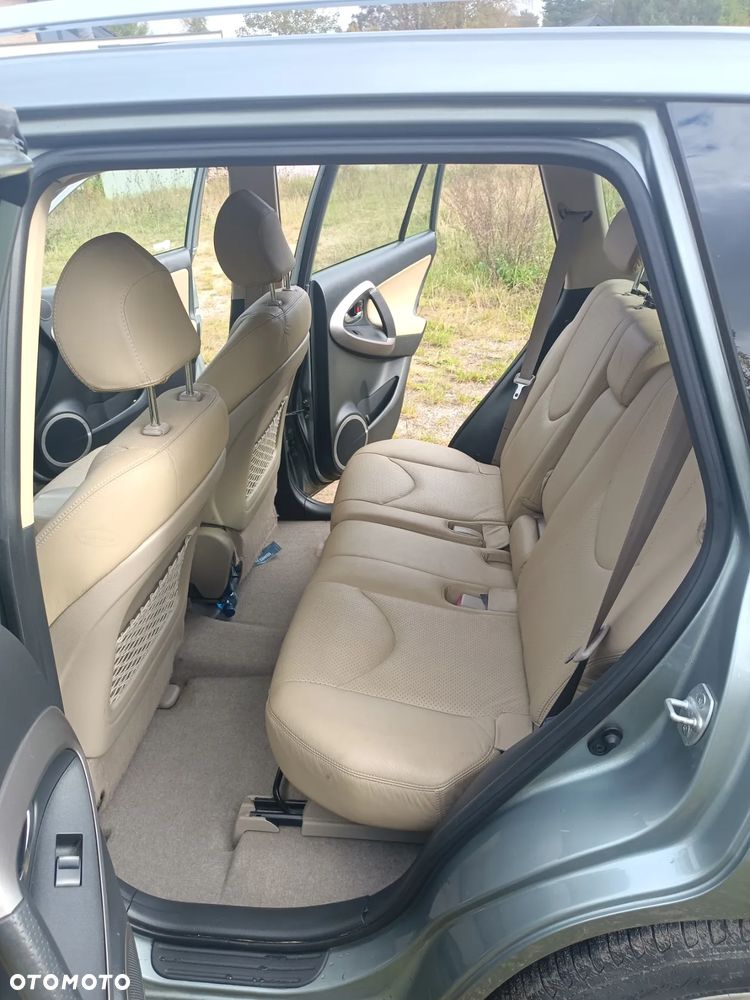 Toyota RAV4 2.0 VVT-i Prestige - 9