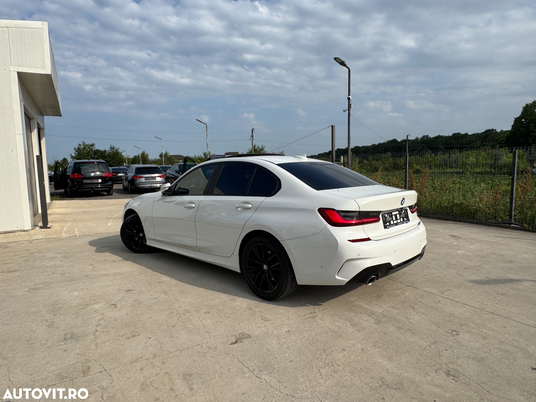 BMW Seria 3 320i GT Aut. Luxury Line - 3