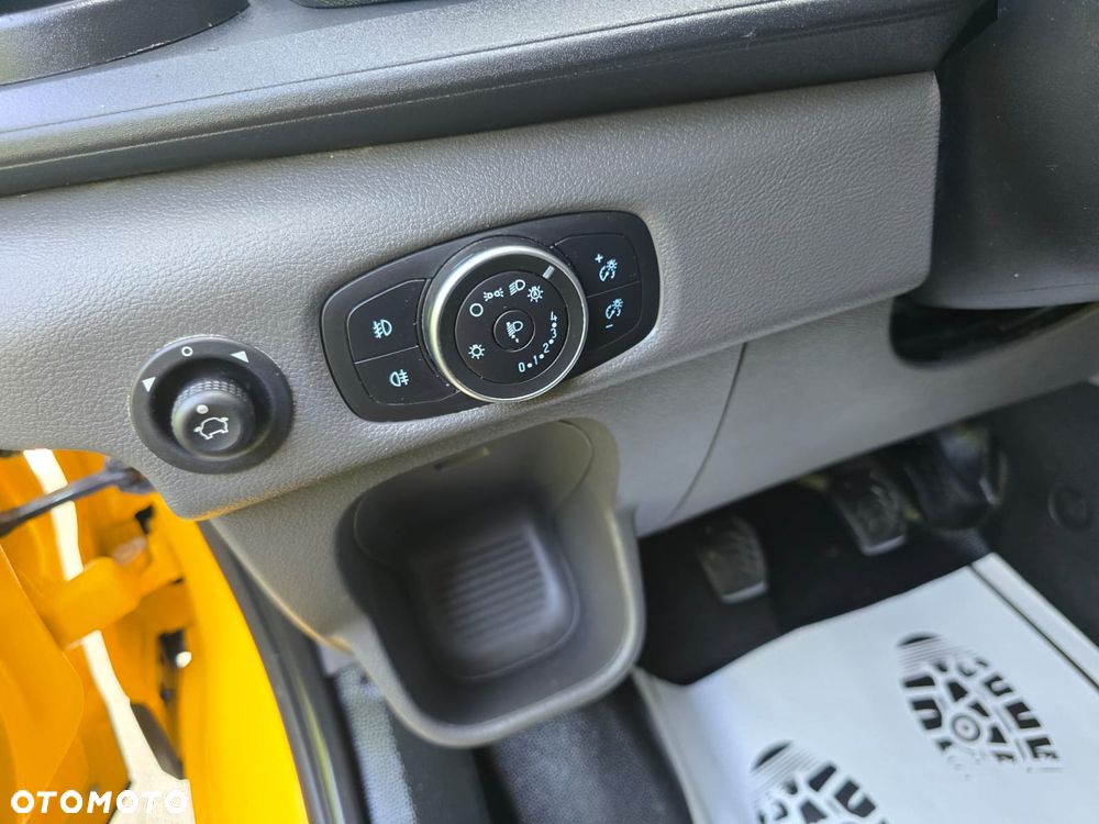 Ford TRANSIT DOKA SKRZYNIA - 29