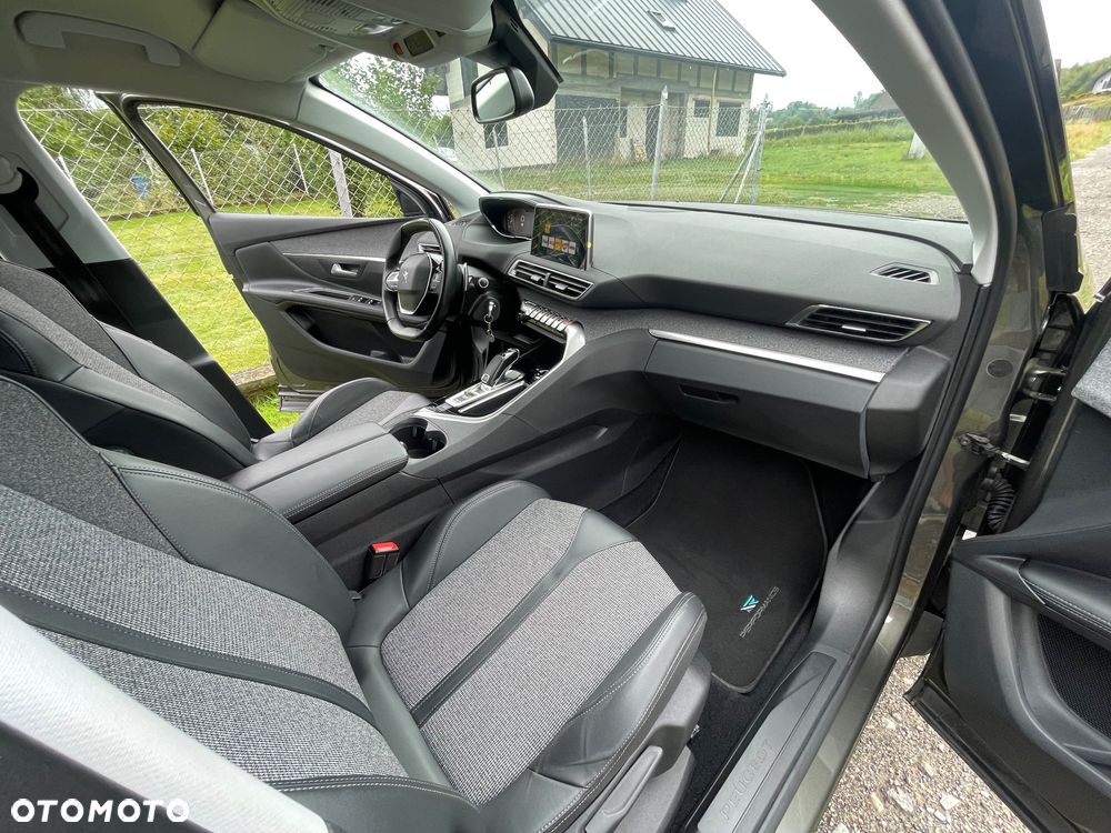 Peugeot 3008 1.5 BlueHDi Allure S&S EAT8 - 14