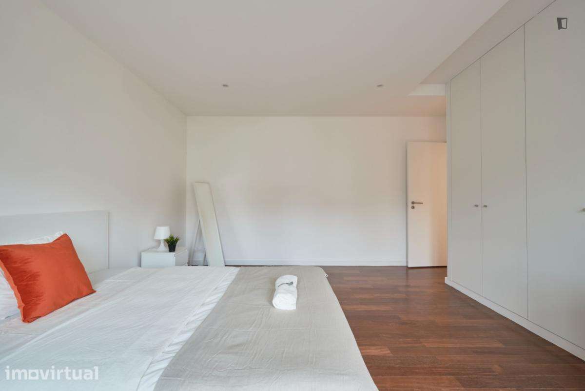 Quarto - localizado em Entrecampos Lisbon - Grande imagem: 5/25