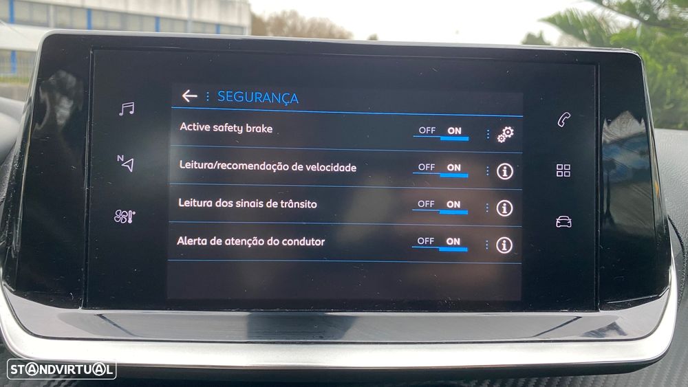 Peugeot 2008 1.5 BlueHDi Active Pack - 43