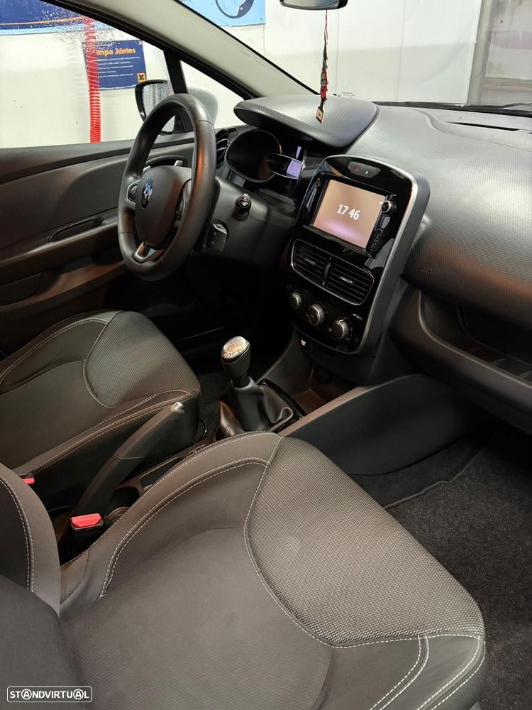 Renault Clio Sport Tourer dCi 90 Limited - 7