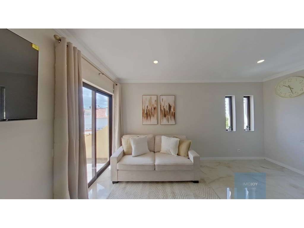 Apartamento T1+1 em Albufeira - Grande imagem: 3/30
