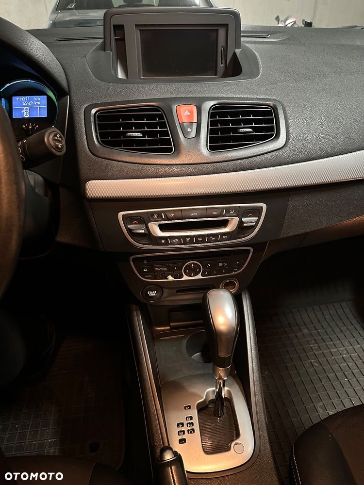 Renault Fluence - 32