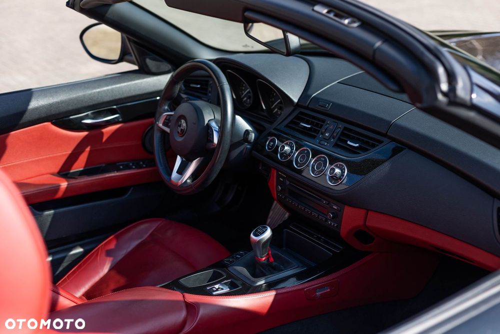 BMW Z4 sDrive30i - 16