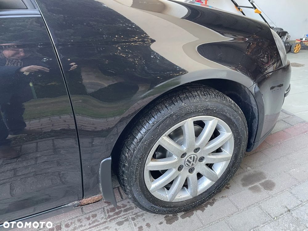 Volkswagen Jetta 1.6 FSI Trendline - 19