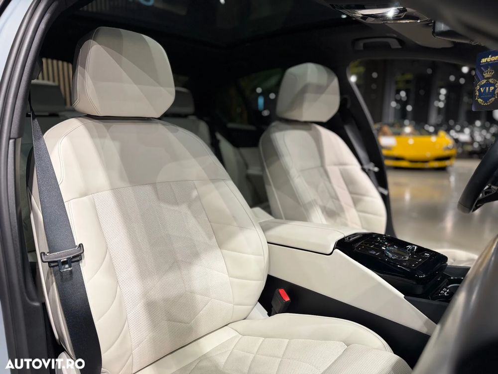 BMW Seria 5 520d xDrive Aut. - 30