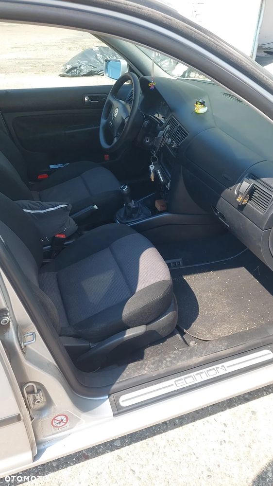 Volkswagen Golf 1.4 Basis - 4