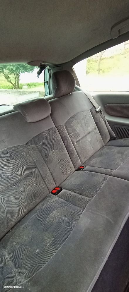 Renault Clio 1.2 RXE - 13