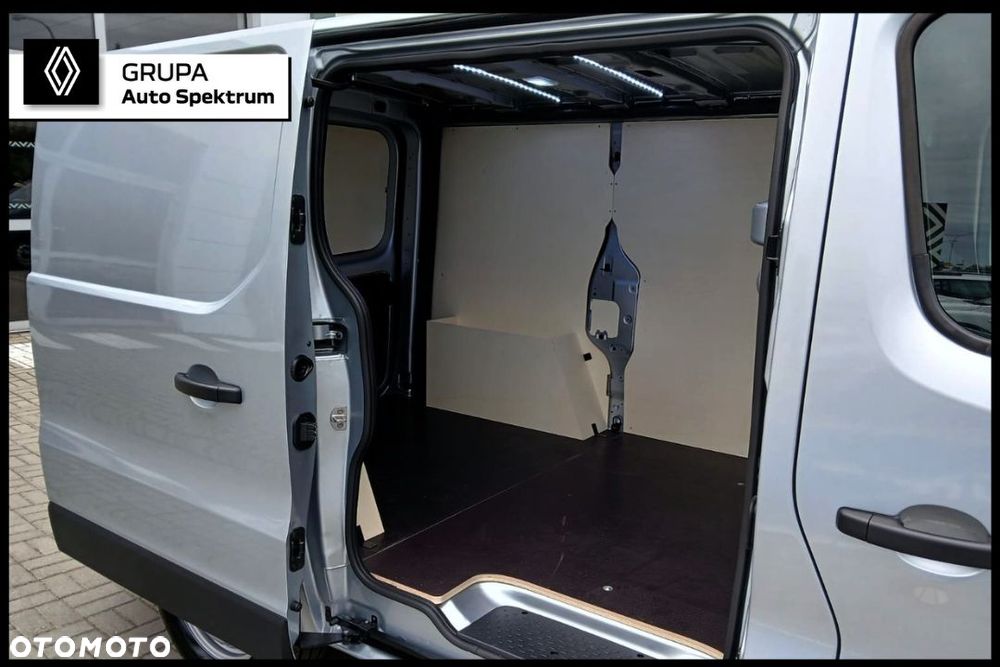 Renault Trafic - 8