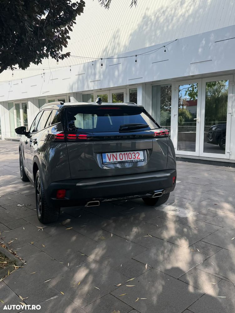 Peugeot 2008 1.2 L PureTech STT EAT8 Allure - 19
