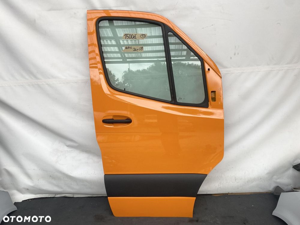 SPRINTER 907 910 17- DRZWI PRZEDNIE PRAWE PRZÓD PRAWY POMARAŃCZOWE 26r NOWE - 1