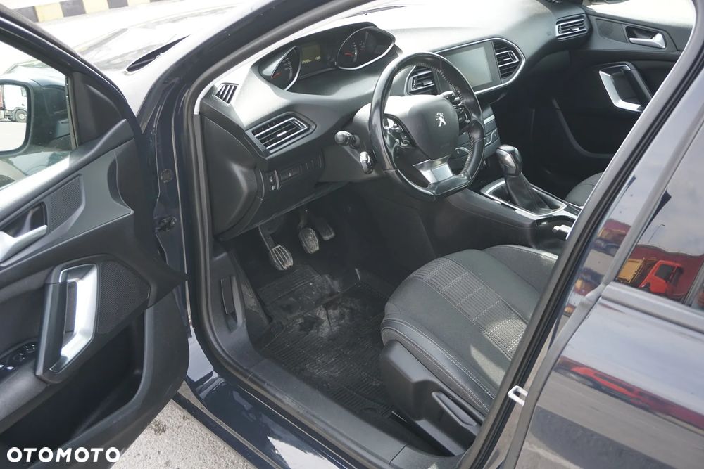 Peugeot 308 1.6 BlueHDi Active S&S - 18