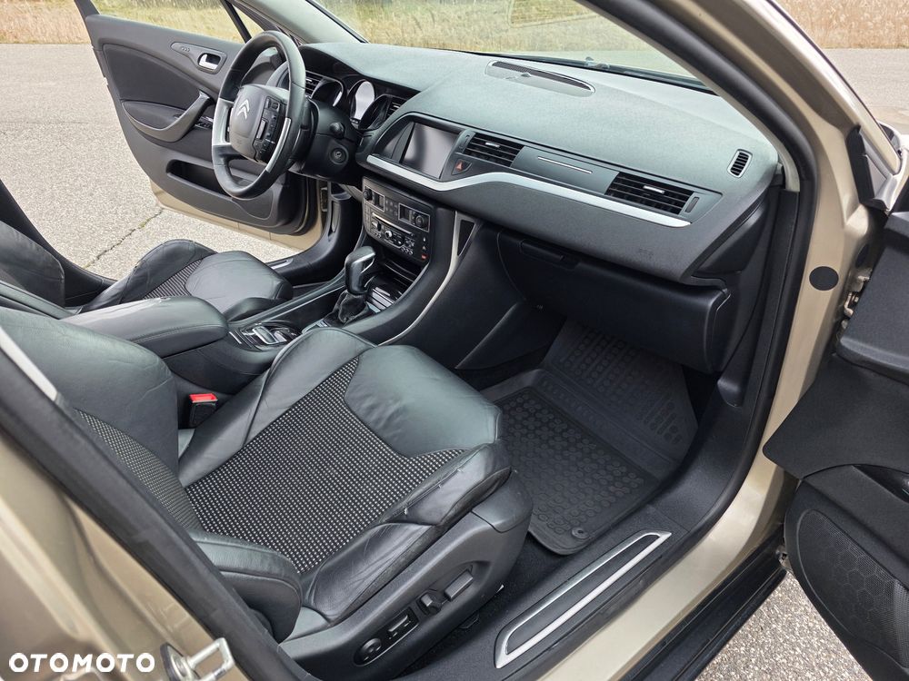 Citroën C5 2.0 HDi Exclusive - 10