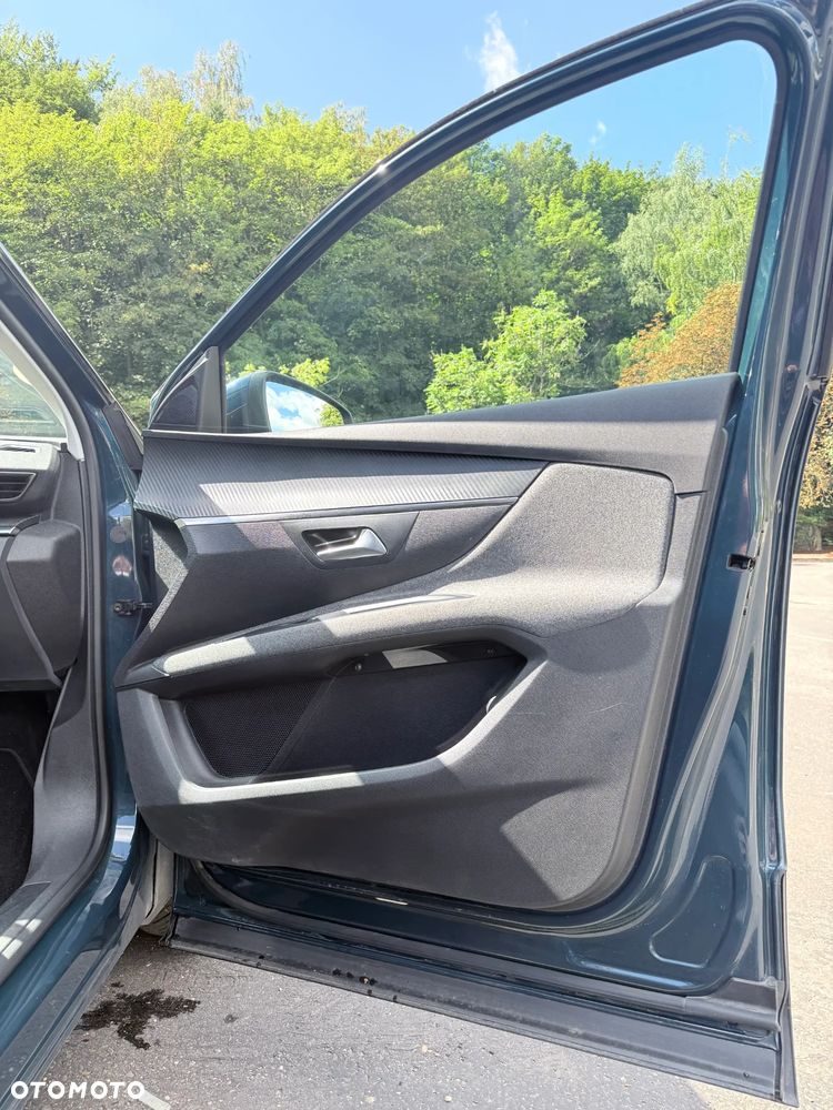 Peugeot 5008 BlueHDI 130 EAT8 Active Pack - 30
