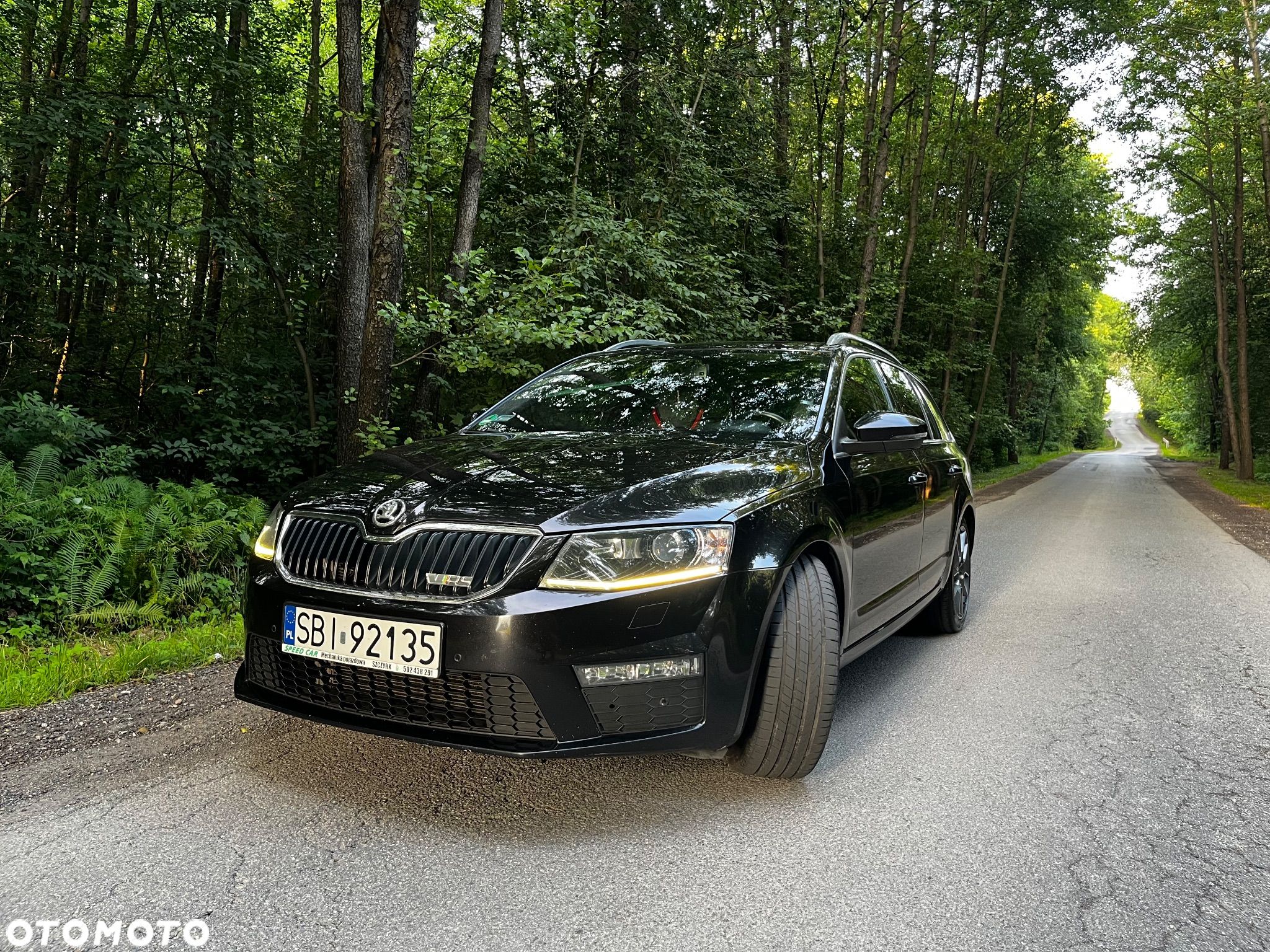 Skoda Octavia Combi 2.0 TDI RS - 1