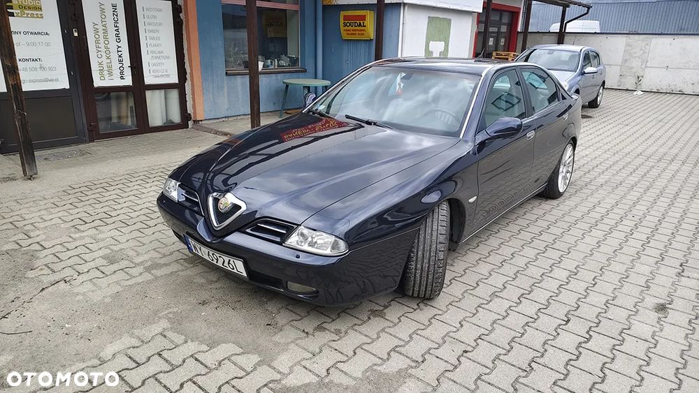 Alfa Romeo 166 - 6