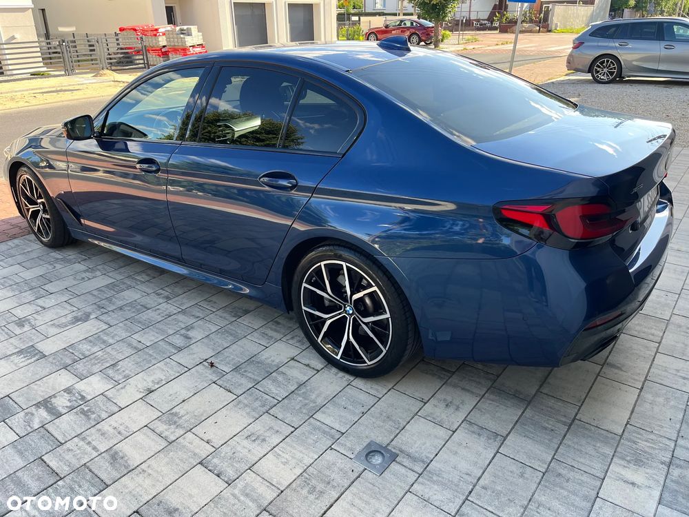 BMW Seria 5 520d xDrive mHEV M Sport sport - 4