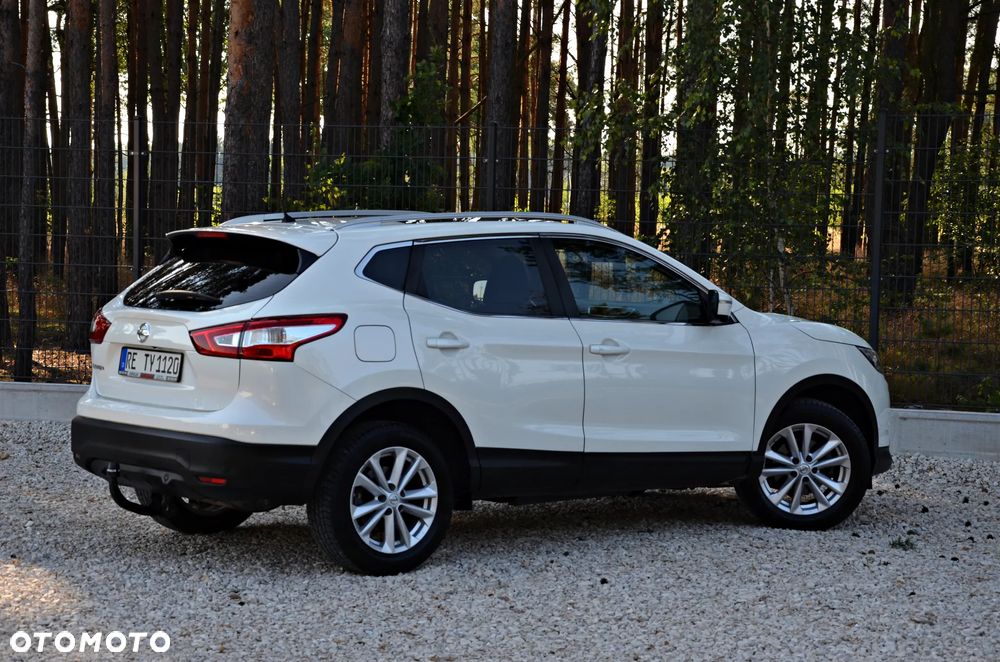 Nissan Qashqai 1.6 DCi 4x4 Tekna - 25