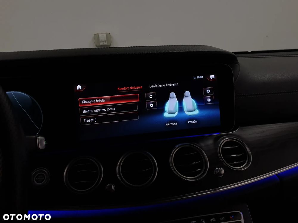 Mercedes-Benz Klasa E 300 de 4Matic 9G-TRONIC AMG Line - 18