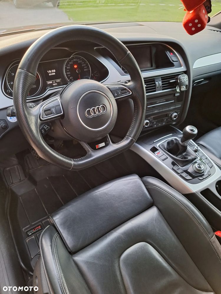 Audi A4 Avant 2.0 TDI DPF S line Sportpaket - 13