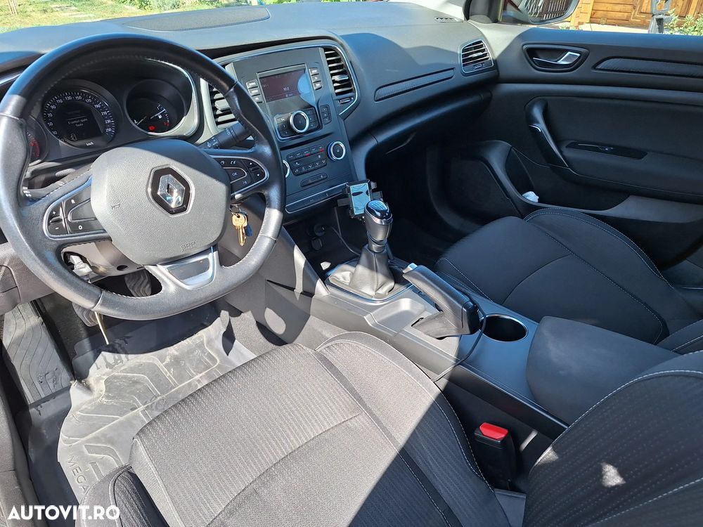 Renault Megane 1.2 Tce GT Line - 11