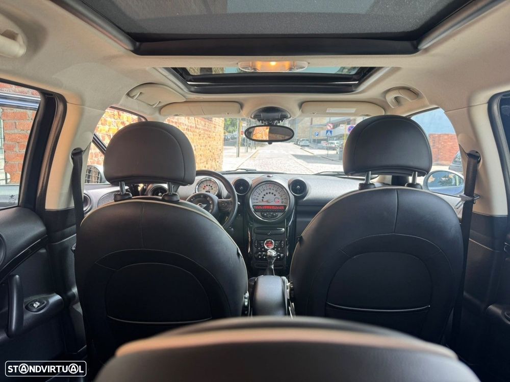 MINI Countryman Cooper D - 16