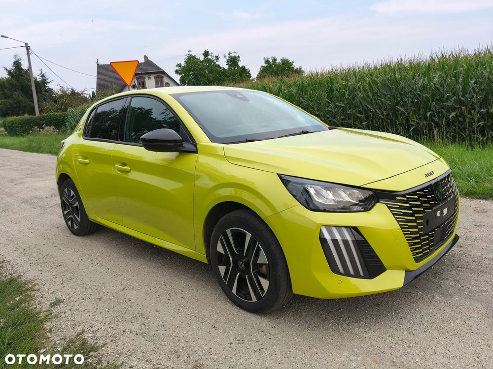 Peugeot 208 - 3